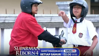Suparman Reborn 4: Suparman Mencari Pencuri Kotak Amal dalam area Kampung Halamannya