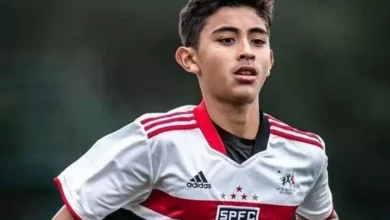 Welber Jardim, Pemain Timnas Indonesia yang digunakan digunakan Tanda Tangan Kontrak Profesional di tempat di Sao Paulo FC