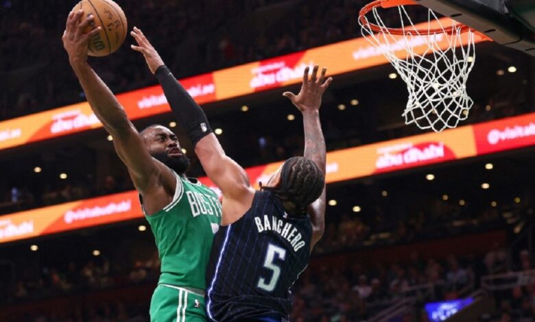 Jaylen Brown pimpin Celtics tumbangkan Magic tanpa Tatum