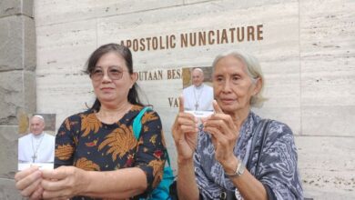 Teriring doa warga Indonesi bagi Paus Fransiskus
