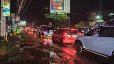 Jalur Gentong Tasikmalaya Arah Bandung Macet, Antrean Kendaraan Capai 10 Kilometer