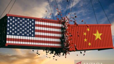 Trump cabut aturan “duty-free” bagi barang bernilai kecil selama China